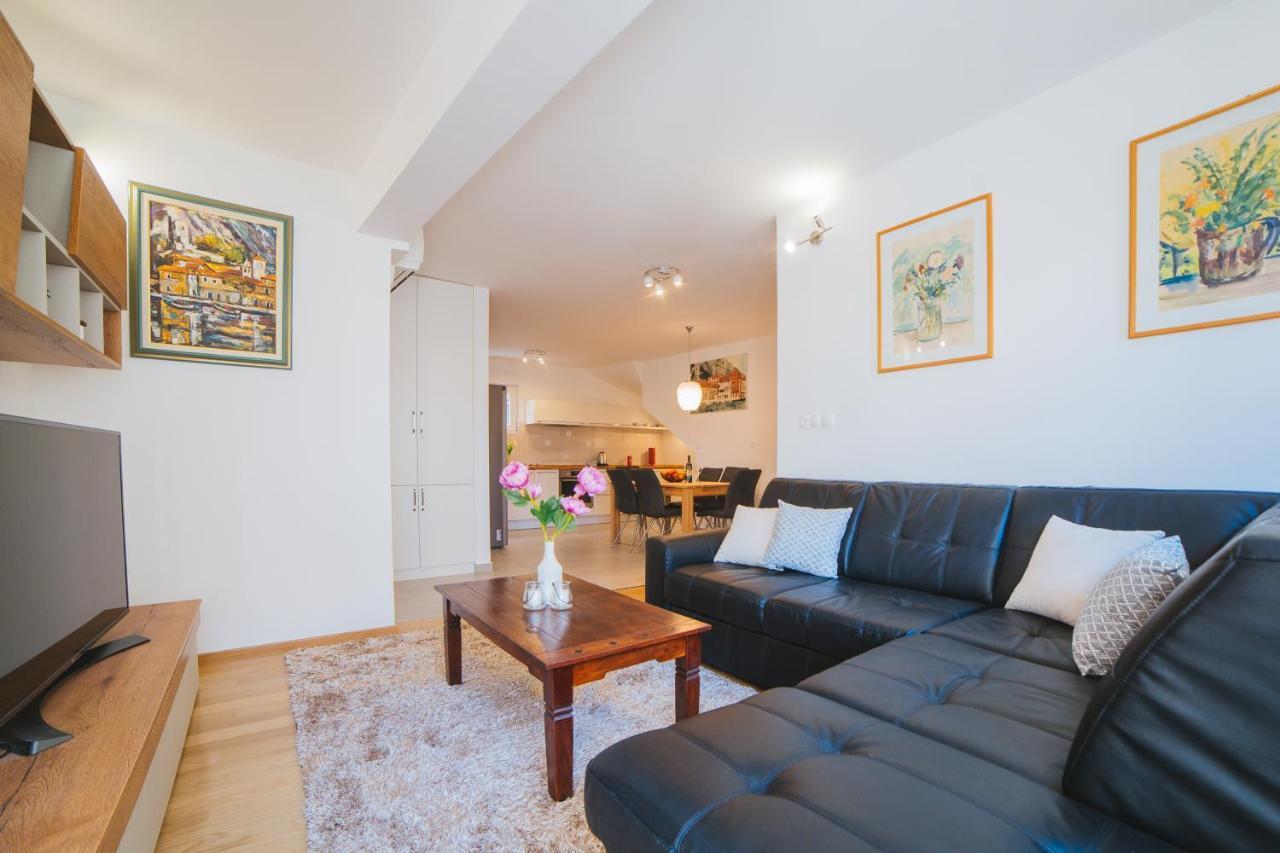 City Center Lux Apartment "Tonci" 奥米什 外观 照片